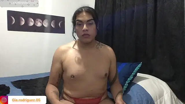 模特: Ariana_Rodriguez_