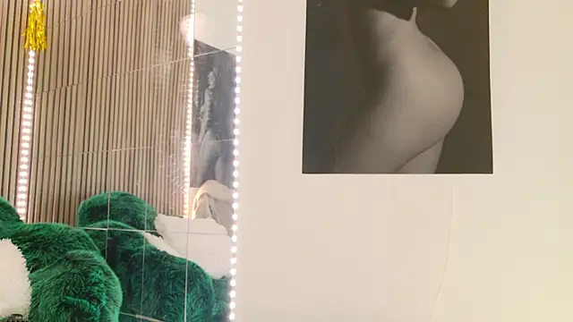 celia_chanel webcam