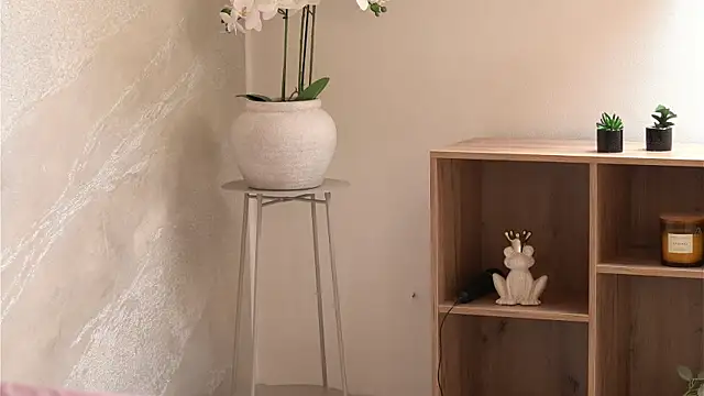 CassieMiles webcam