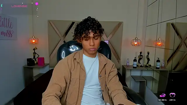 Anyelo_Twink webcam