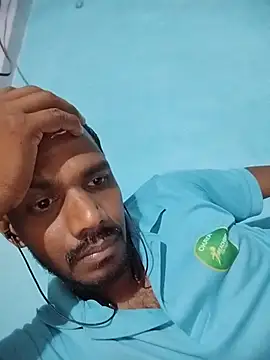 Daddyishere_19 webcam