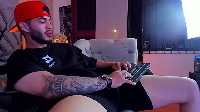 Vincentblack webcam