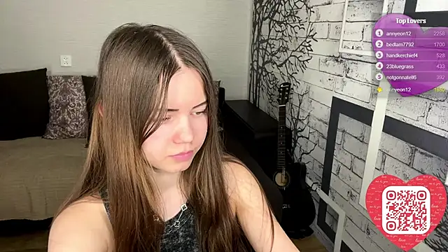 ElmiraDabato webcam
