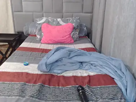 Wifey_Amanda webcam