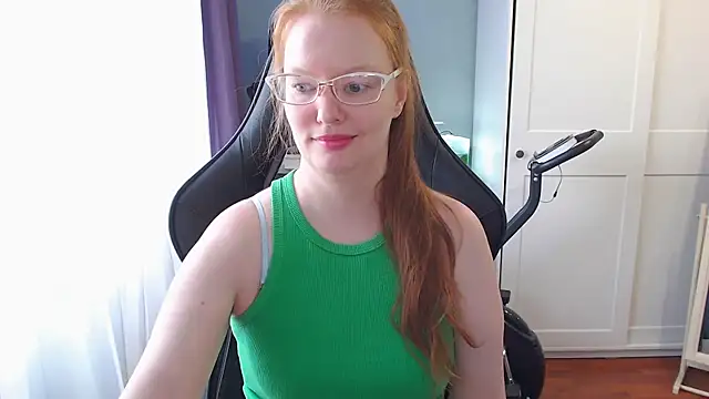 Lady_Inari webcam