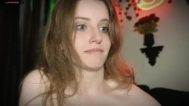 EllieMori_ webcam