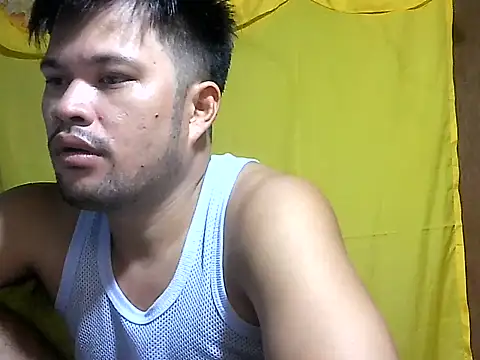 HairyHottestpinoyHandsome webcam