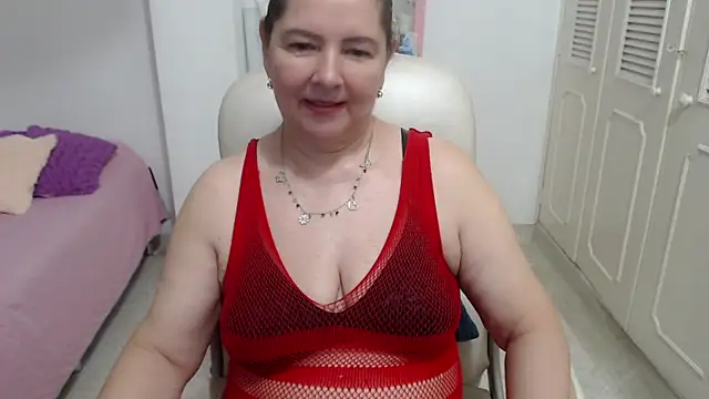 leonela_69 webcam
