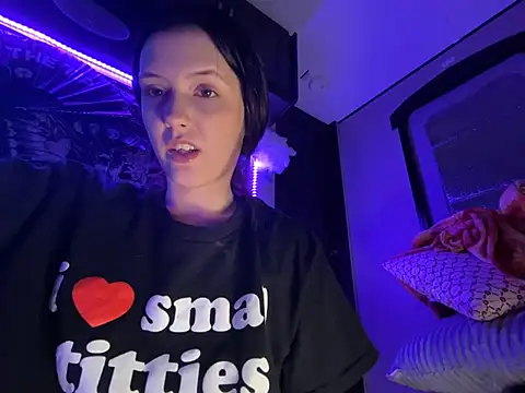 Lilactease webcam