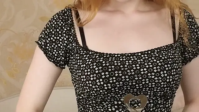 Sophie_Starr webcam