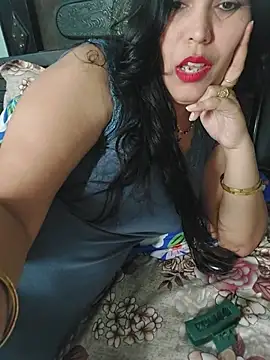 Poojabhabi101 webcam