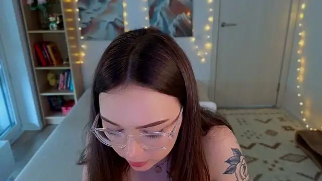 MilenaSaint webcam