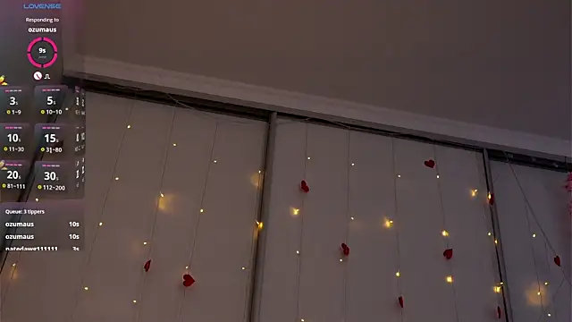 CherlyGuss live sex cam