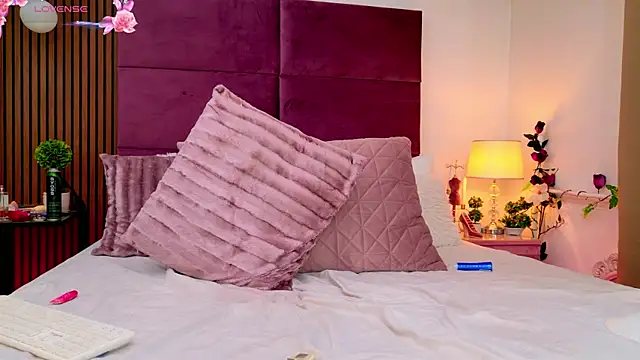 VanessaAngel webcam