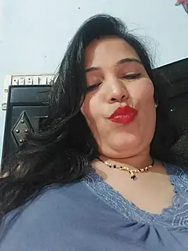 Poojabhabi101 webcam