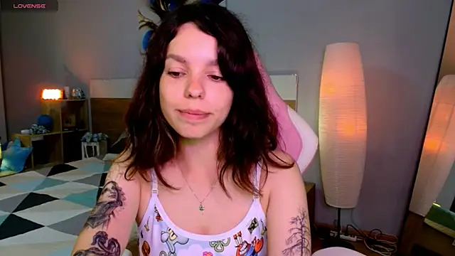 Maya_Campbell webcam