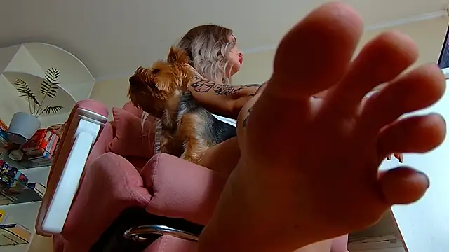 Jules_Queen webcam