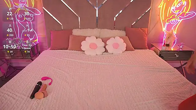 HeavenElle webcam