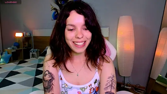 Maya_Campbell webcam