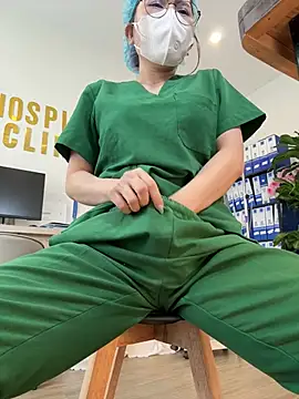secretly_masturbating's live cam