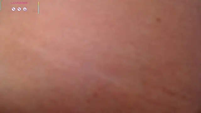 Lili666_ webcam