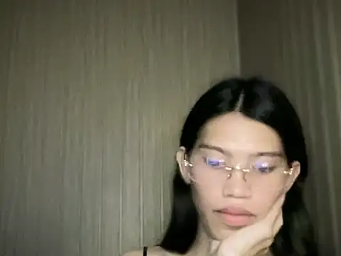 Yourgoddess_jayve webcam