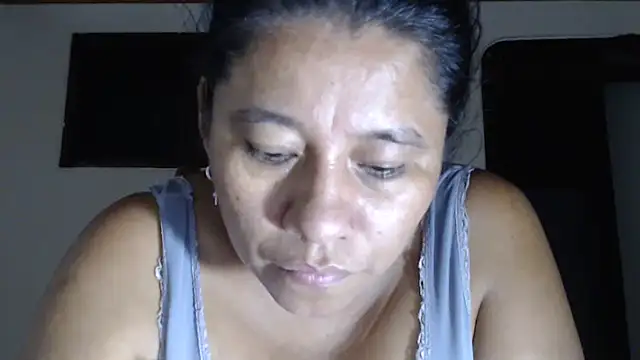 adrixxx38 webcam