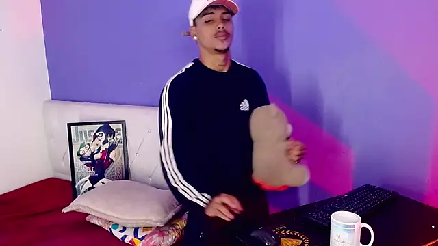 Angel_foxc13 webcam