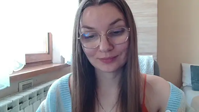 LooveELLYx webcam