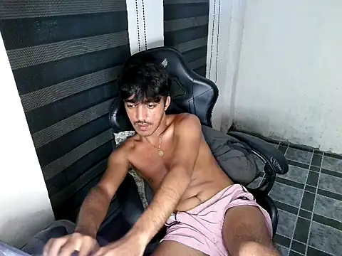 spicy_rowycam - Spicy_RowyCam's free webcam - UK Sex Cams