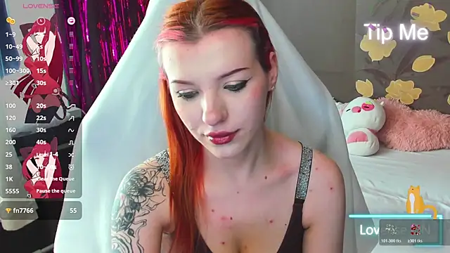 MeganNewCat webcam