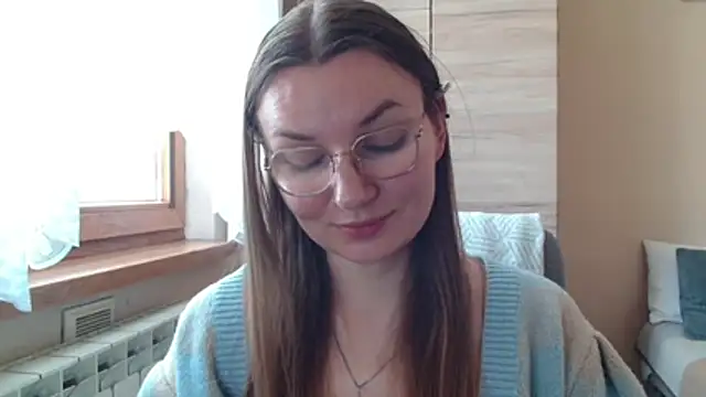 LooveELLYx webcam