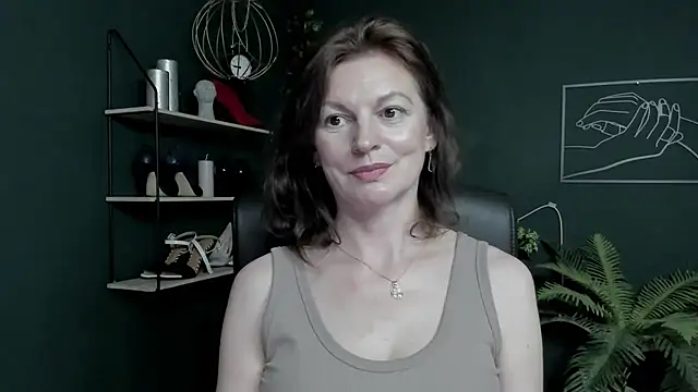 VivianWILD webcam