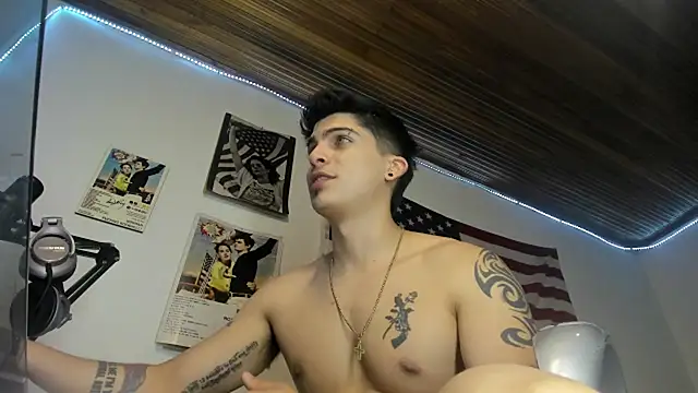 charlie_hotxxx webcam