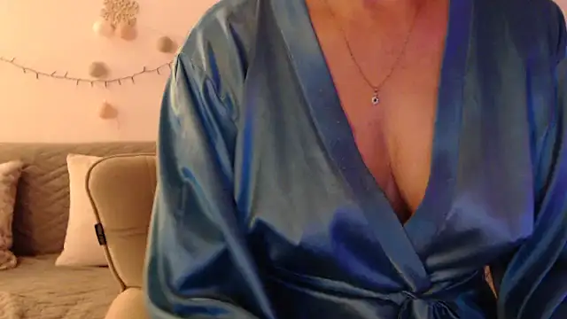 YourfantasyGiuly webcam