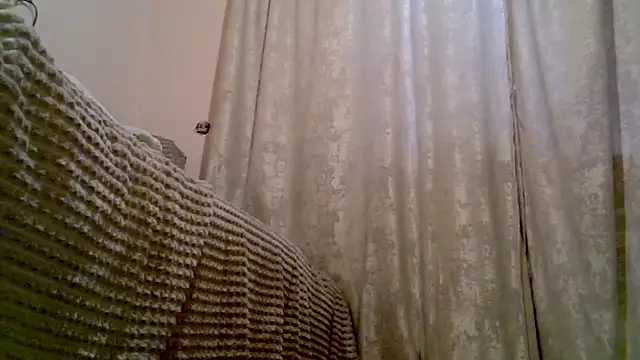 earn_my_lilly webcam