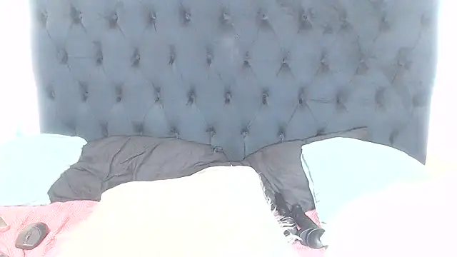 BootyClitQueen webcam
