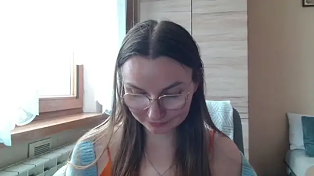 LooveELLYx webcam