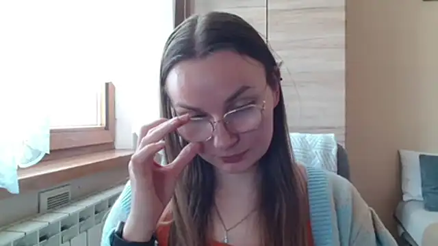 LooveELLYx live sex cam