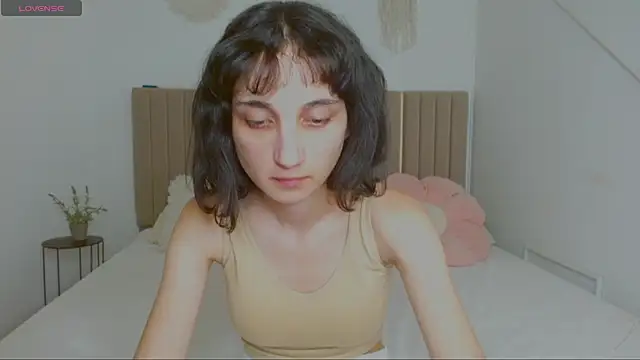 Little_zoi webcam