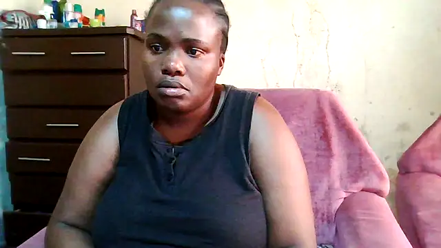 sexybigboobz webcam