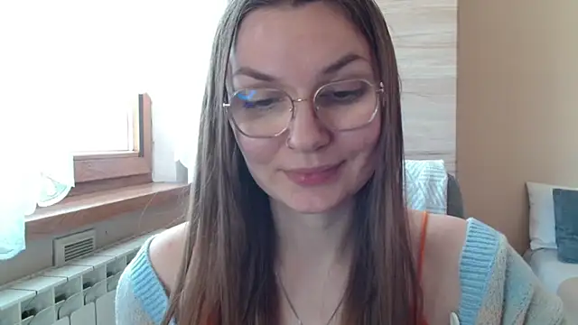 LooveELLYx webcam