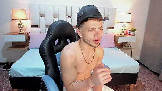 Zeus_damian21