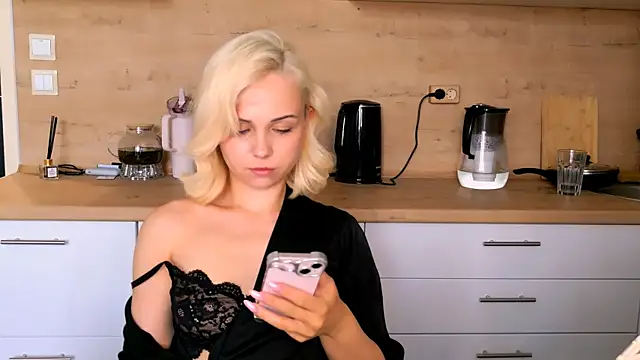ElenaMonroe webcam