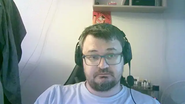 SirAbuser webcam