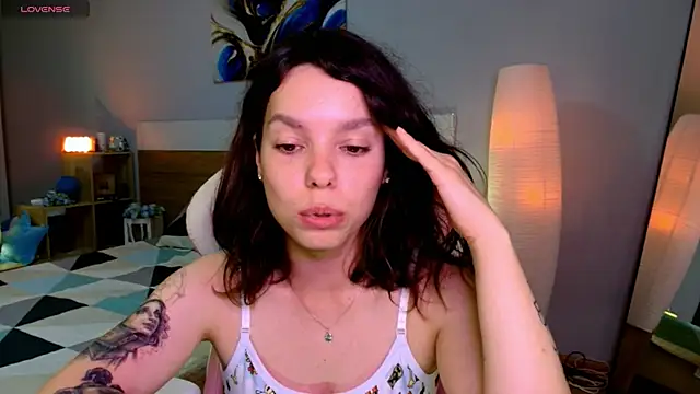 Maya_Campbell webcam