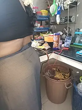 Tamil-hotwife webcam