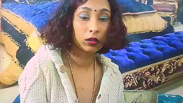 IndianSexyButt webcam