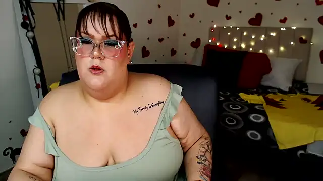 GiannaMorrys webcam