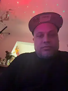 Auhenri25 webcam